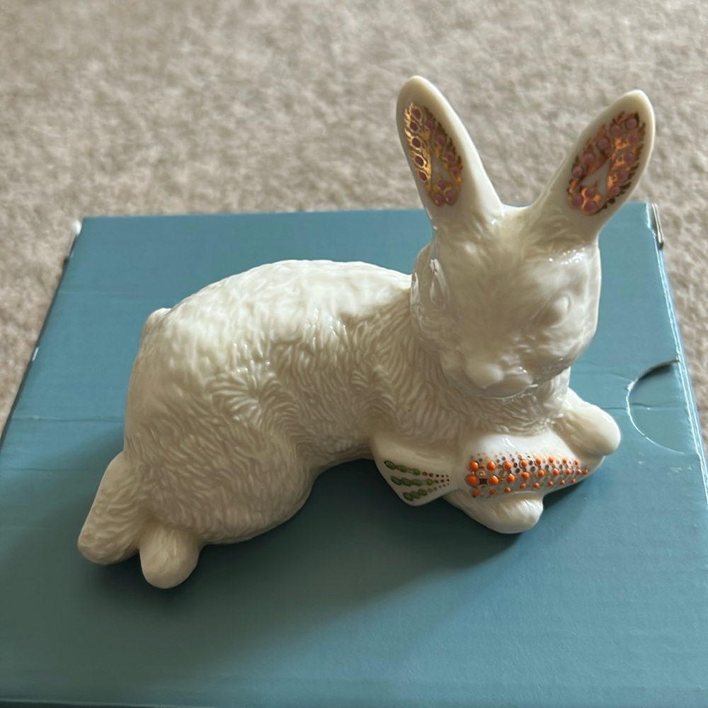 1996 Lenox Jewels Collection Rabbit with Carrot Figurine without box - Picture 1 of 4